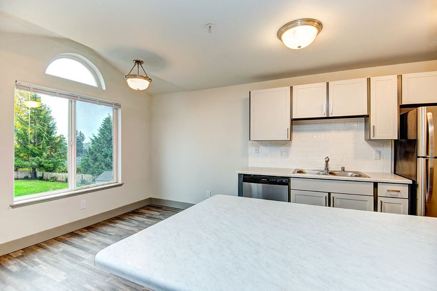 Kitchen Dining - Photo Gallery