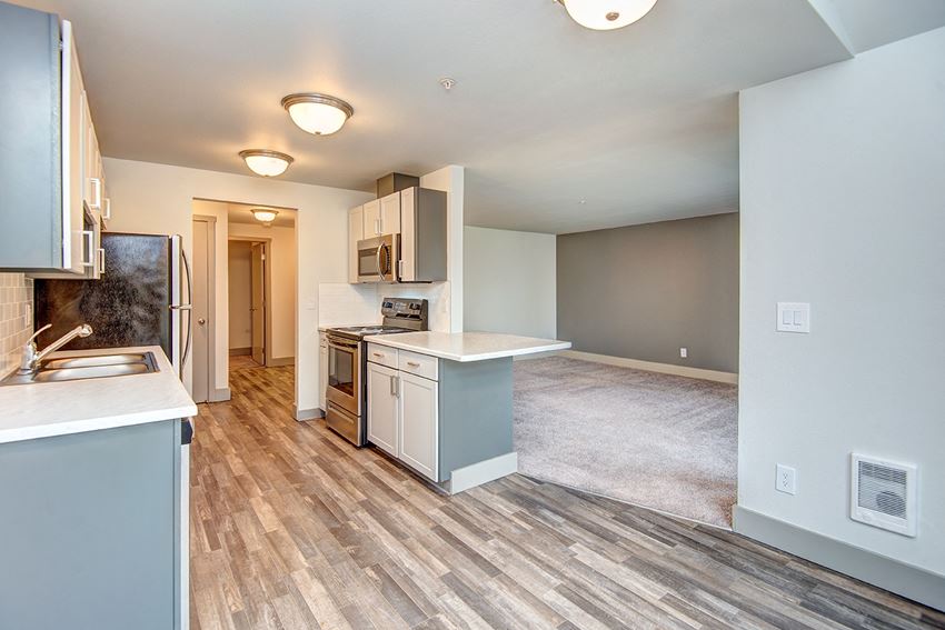 Tacoma Apartments- Sunrise Ridge Apartments- Dining Room - Photo Gallery