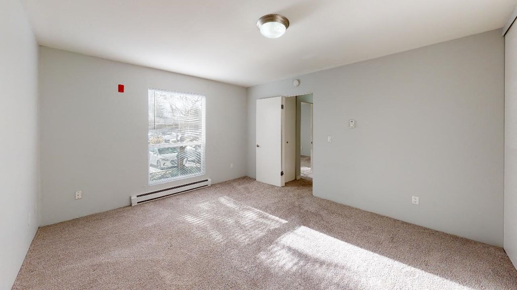 Renton Apartments - The Aviator Apartments - living room