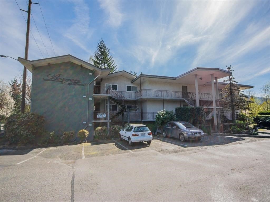 Issaquah Apartments- Bergen Apartments- Exterior