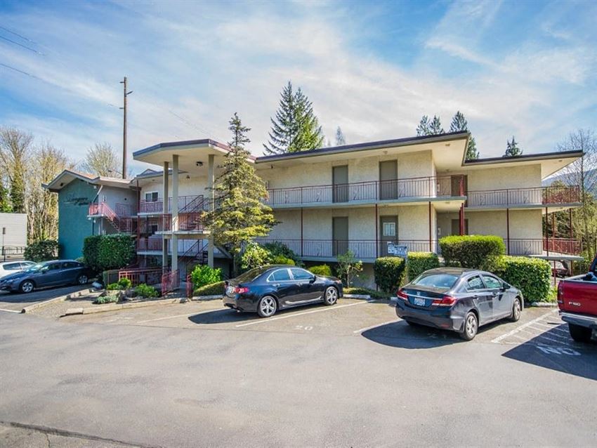 Issaquah Apartments- Bergen Apartments- Exterior - Photo Gallery