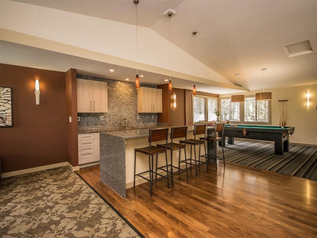 living area  - bar at Creekside Apartments, Issaquah, Washington
