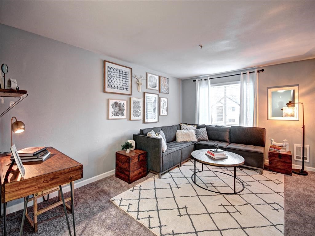 Living room at Deer Creek Apartments, Washington, 98373