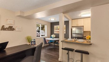Shoreline Apartments- Junction 160- kitchen