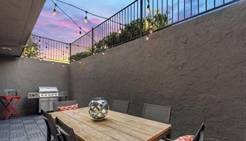 Shoreline Apartments- Junction 160- patio - Photo Gallery 15