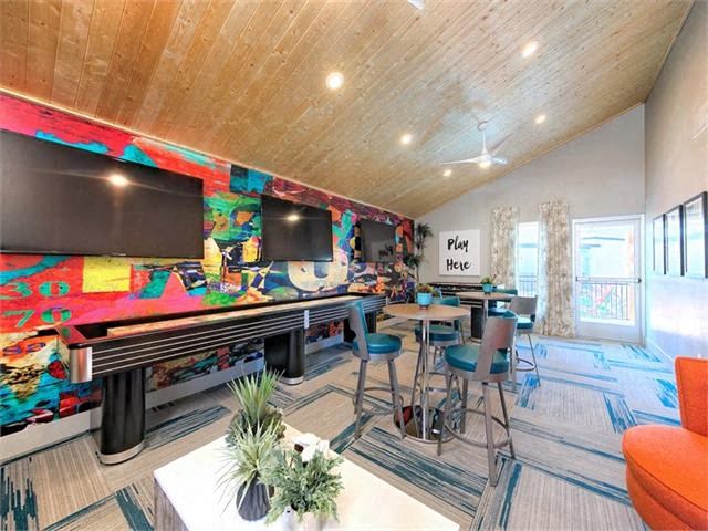 Pheonix Apartments- Icon on Central- Clubhouse