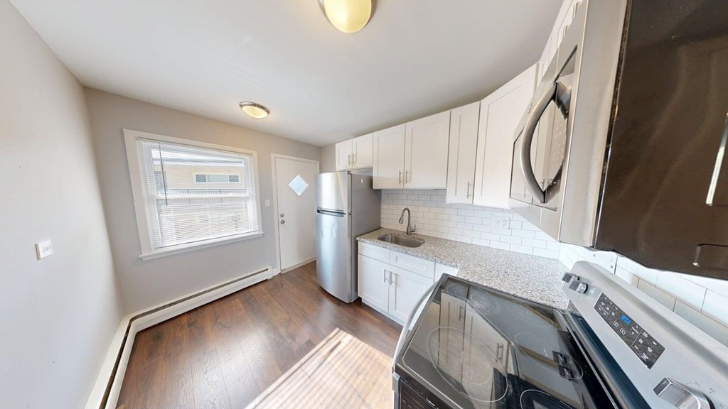 Hawthorne Apartments