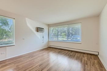 2344 John Smith Dr. 1-2 Beds Apartment for Rent - Photo Gallery 6