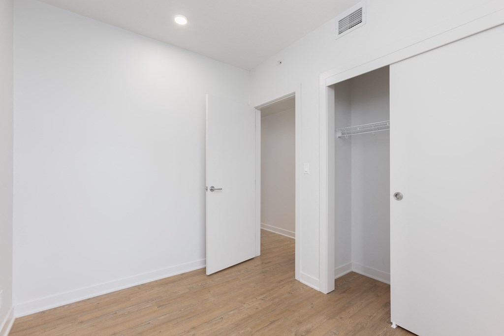 Unfurnished 2 Bed Floor Plan - B Plan