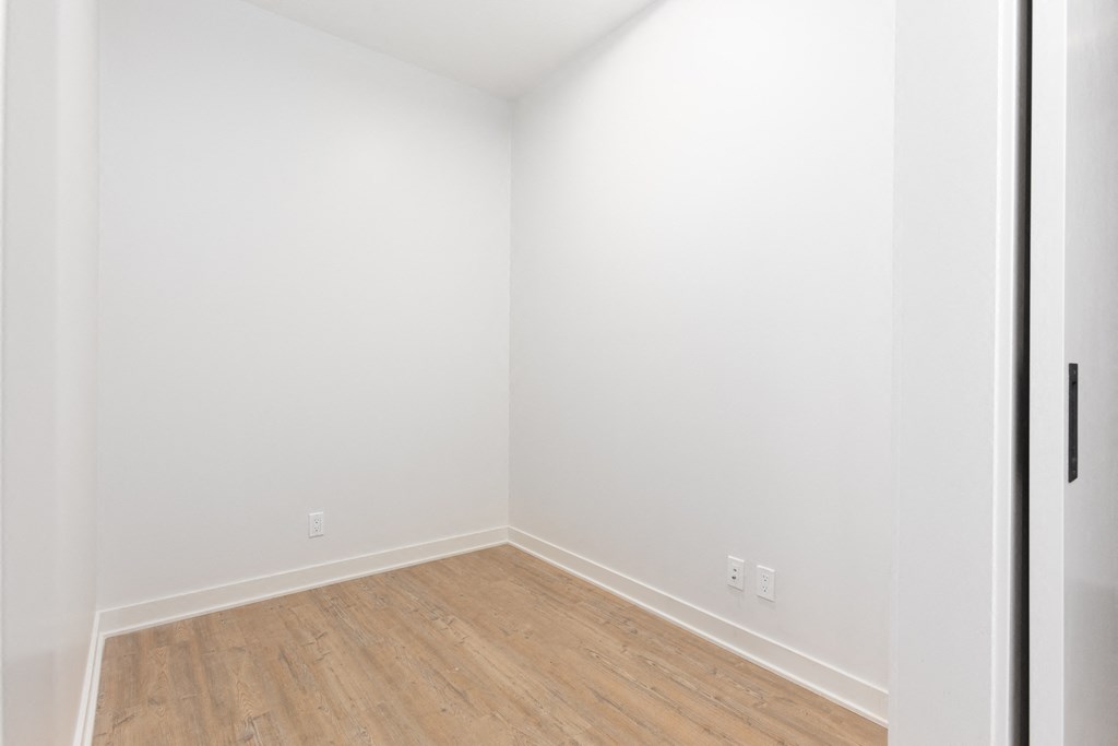 Unfurnished 2 Bed Floor Plan - B Plan