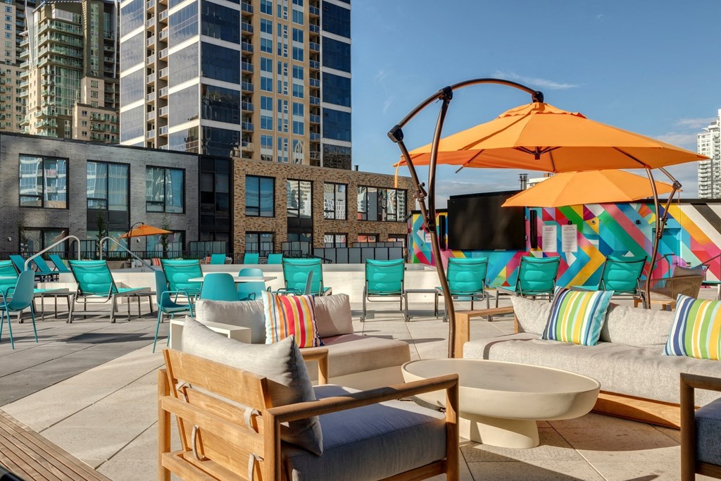 Sun Deck And Poolside Cabanas at BLVD Beltline, Alberta, T2G 2K4