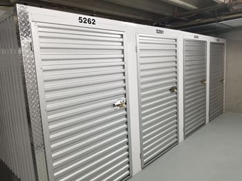 Oakton Park Apartments Storage 08