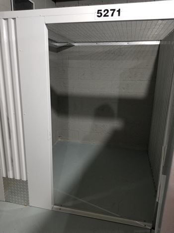 Oakton Park Apartments Storage 07