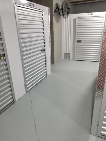 Oakton Park Apartments Storage 05