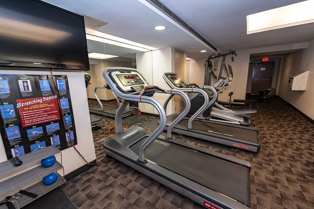 2112 New Hampshire Ave Fitness Center 04