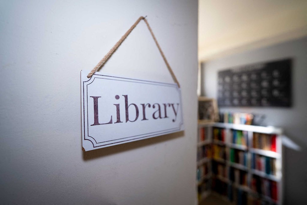 2112 New Hampshire Ave Apartments Library 01