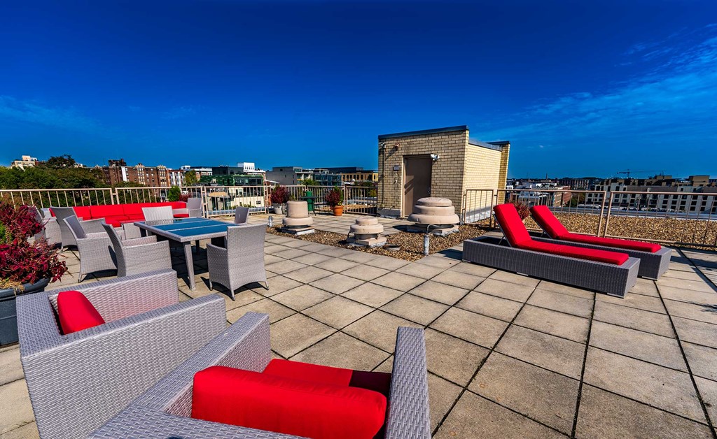 2112 New Hampshire Ave Apartments Rooftop 09
