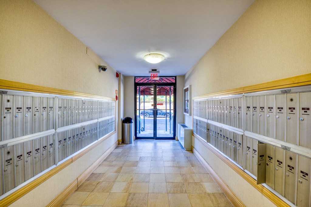 2112 New Hampshire Ave Building Mailboxes 22 1