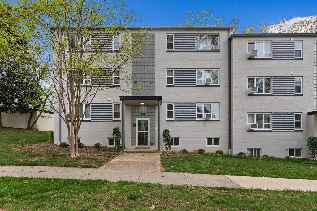 Building Exterior at Greenbelt Properties, Greenbelt, MD 20770