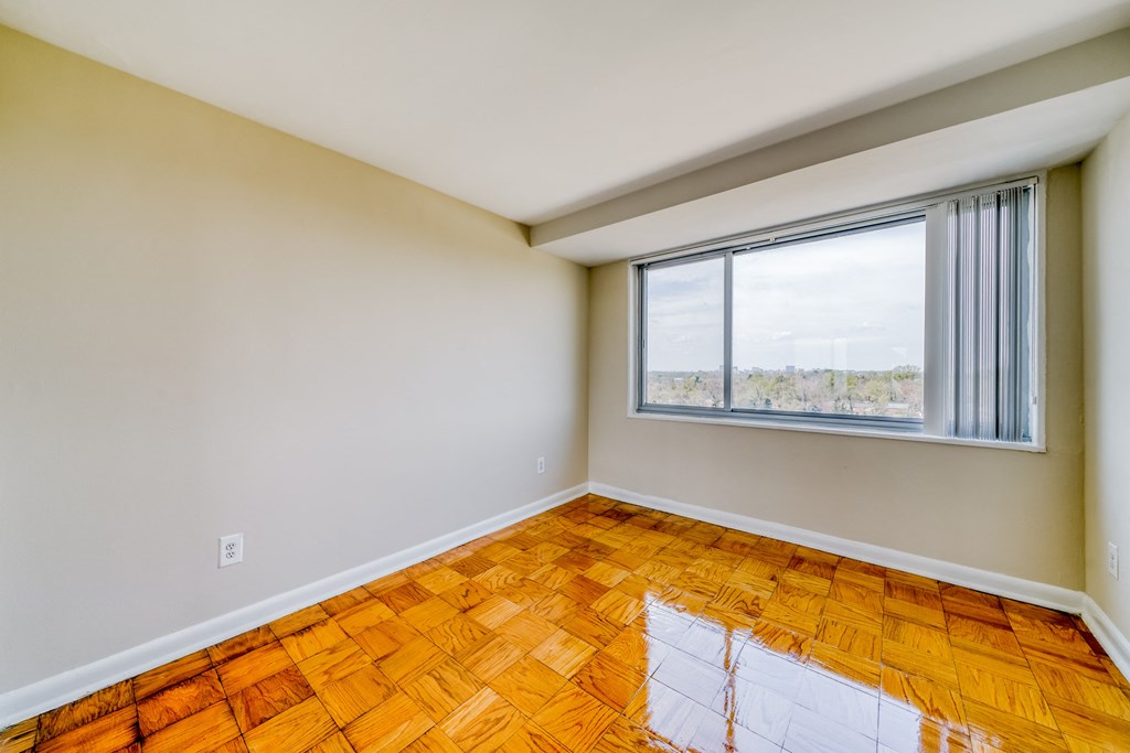 8600 Apartments Unit 22-05