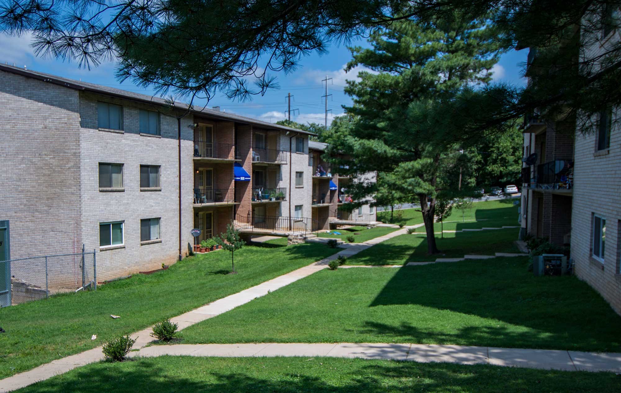 Del Vista Apartments, 5618 Whitfield Chapel Road, Lanham, MD RentCafe