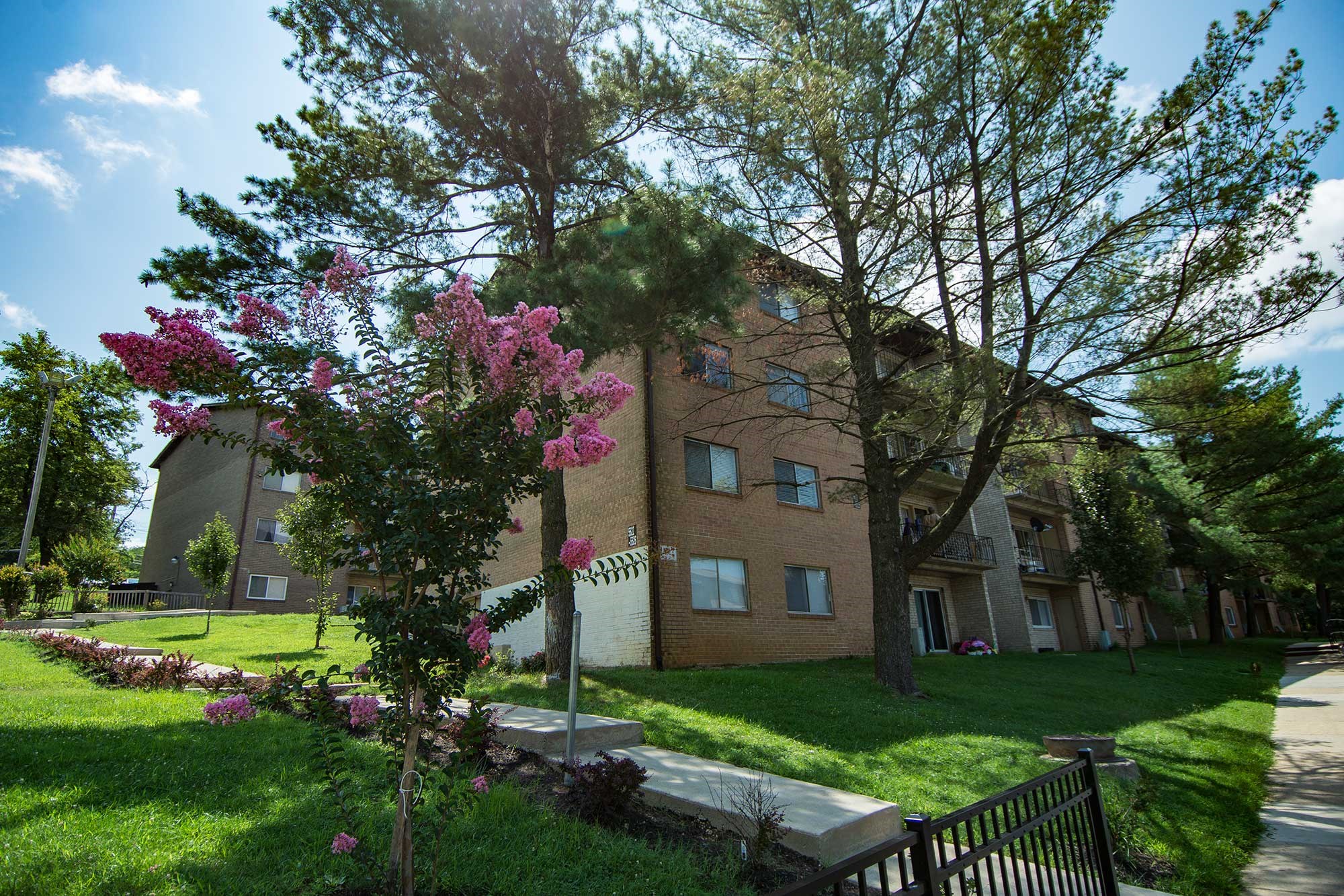 Del Vista Apartments, 5618 Whitfield Chapel Road, Lanham, MD RentCafe