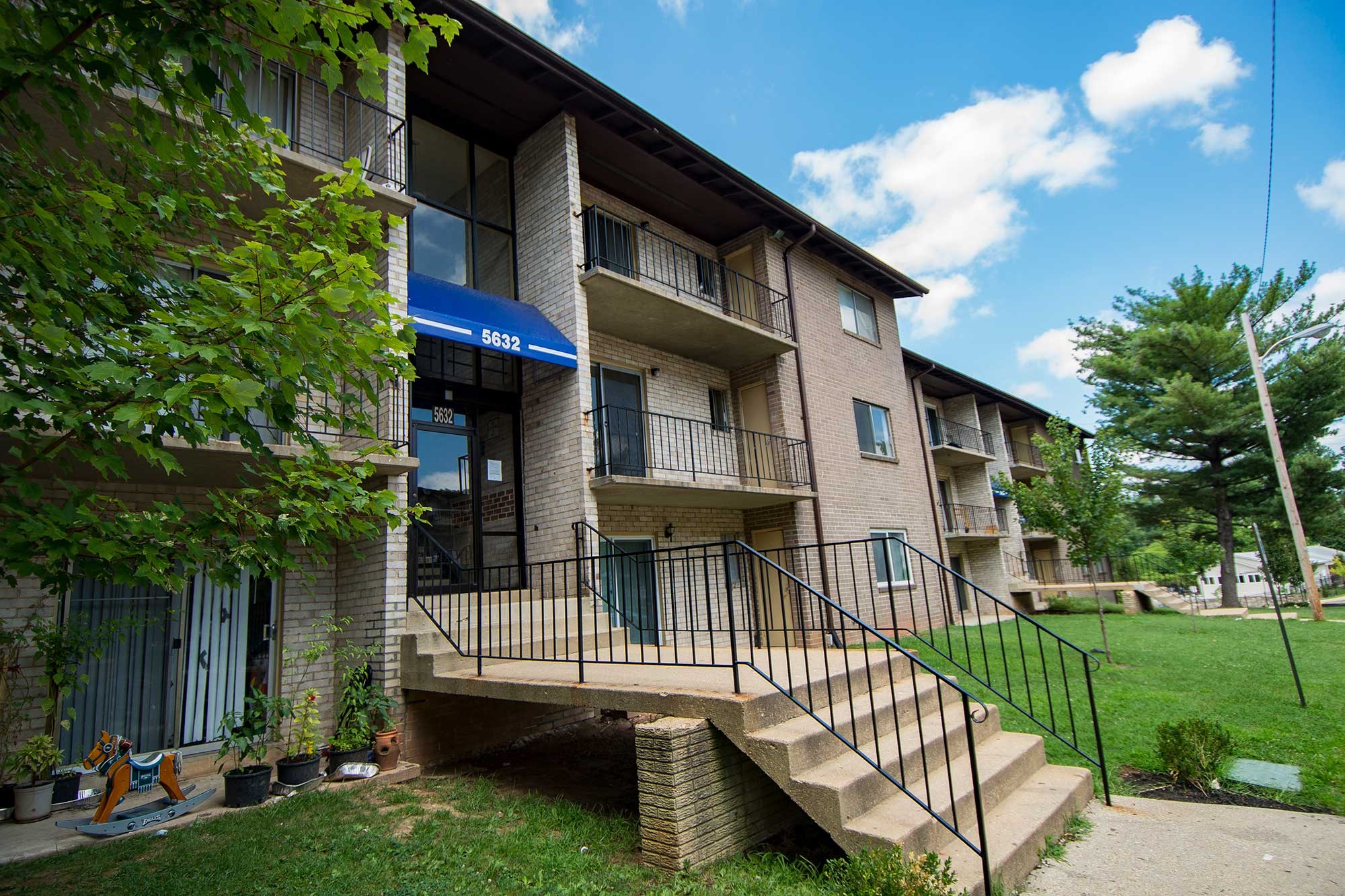 Del Vista Apartments, 5618 Whitfield Chapel Road, Lanham, MD RentCafe
