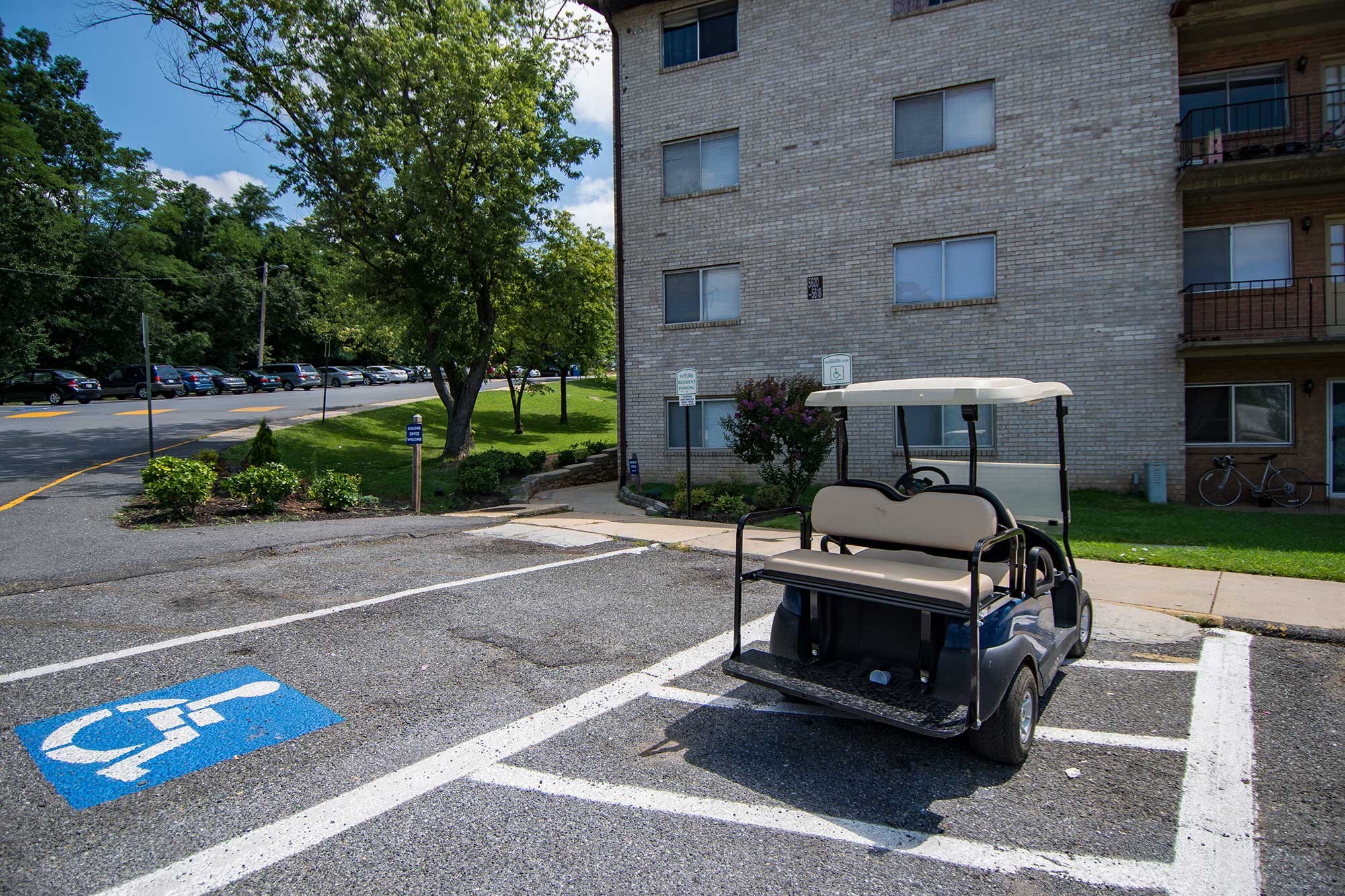 Del Vista Apartments, 5618 Whitfield Chapel Road, Lanham, MD RentCafe