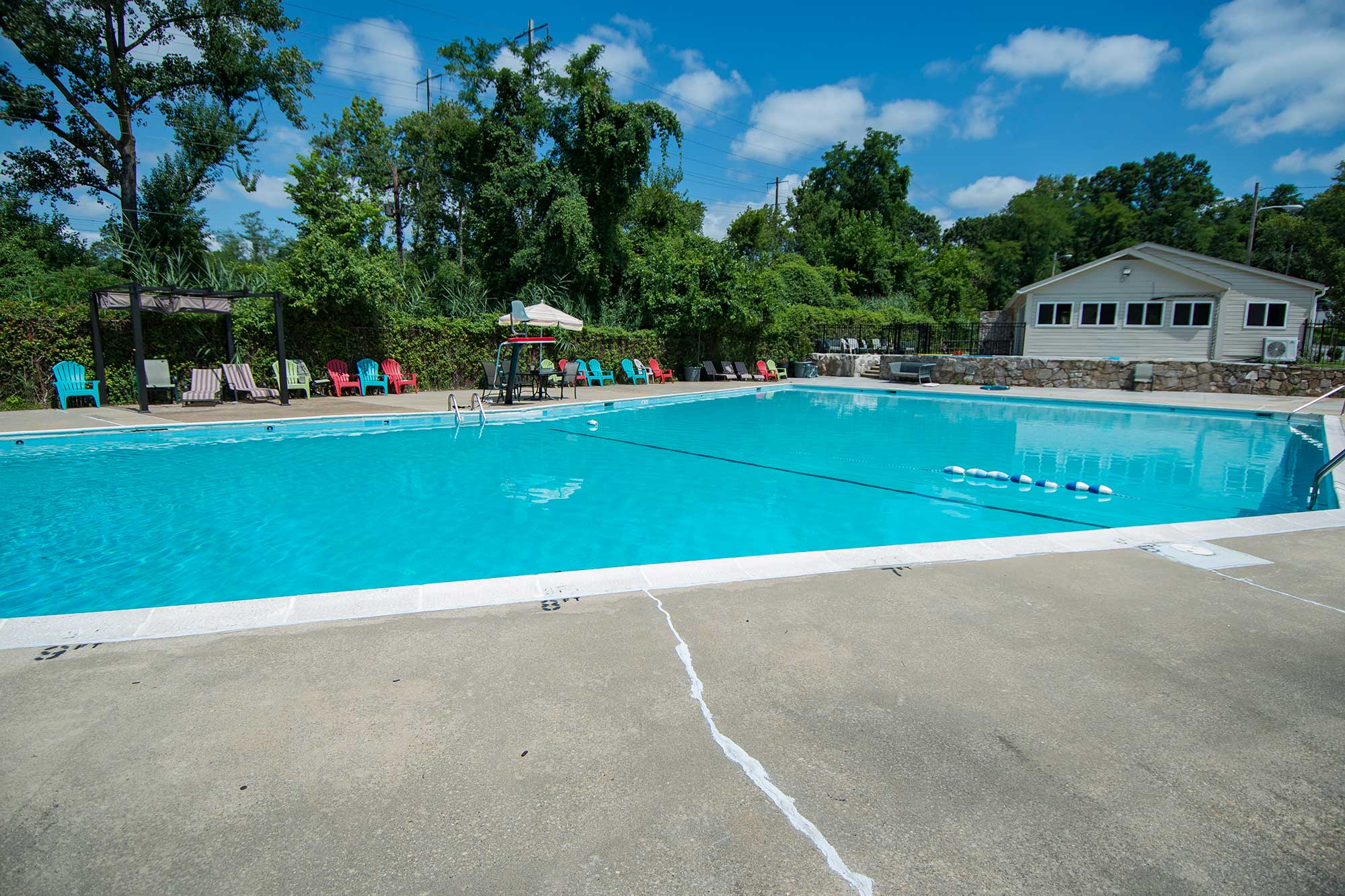 Del Vista Apartments Pool 6