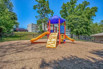 Heritage Park Apartments playground close 2023