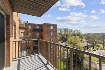 Large Balcony at Kensington House, Kensington, 20895