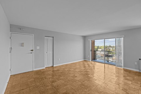 Unfurnished Living Area at Kensington House, Kensington, MD