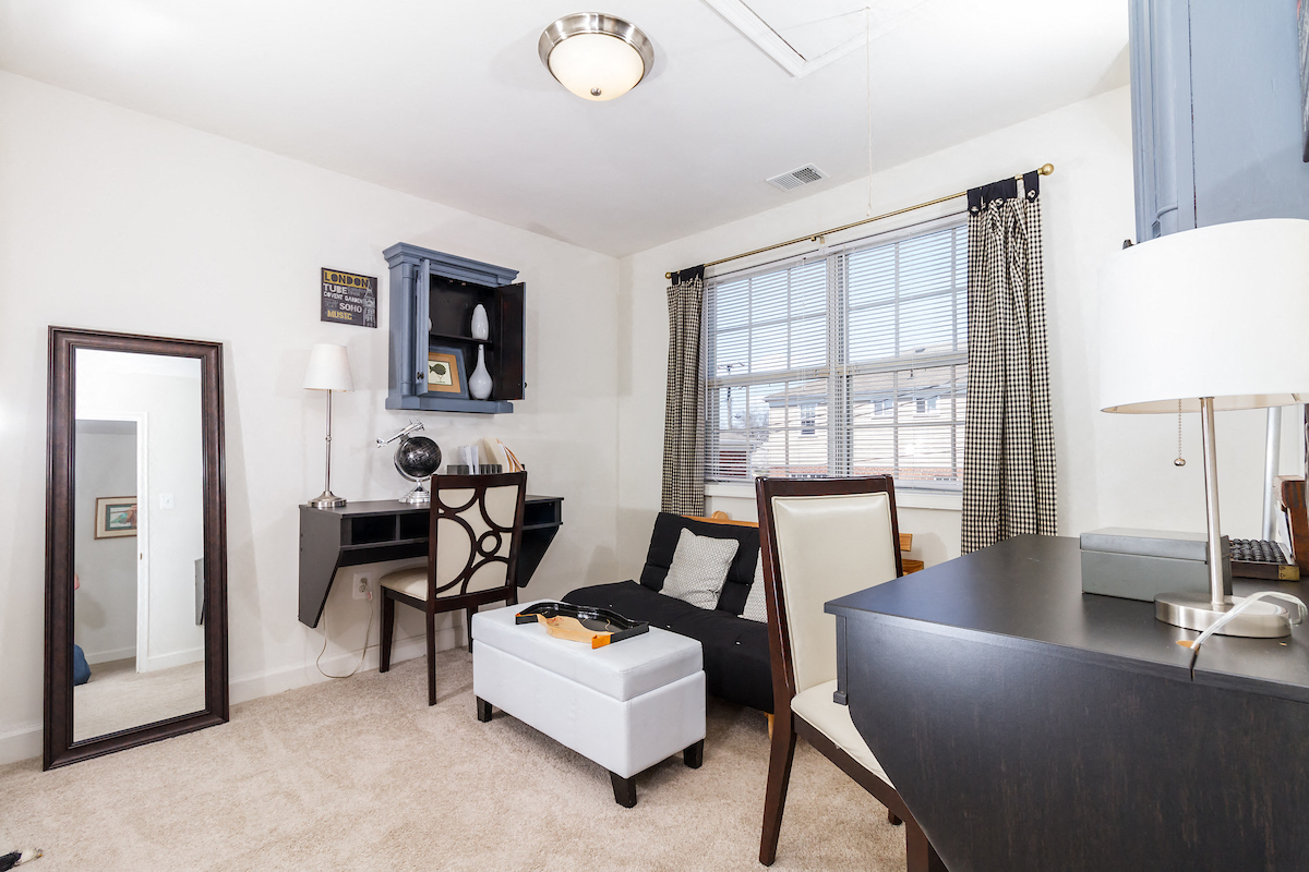 Kingsley Commons Townhouses Living Area 3