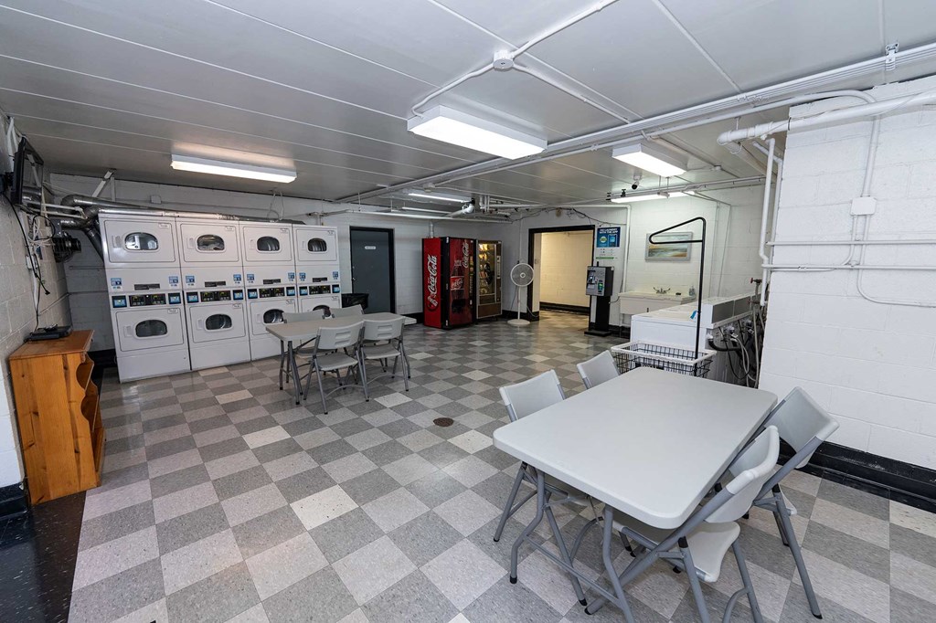 Laurel Village Apartments Laundry Room 007