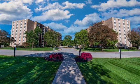Laurel Village Apartments Property 01