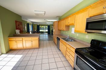 Laurel Village Apartments Community Room 03