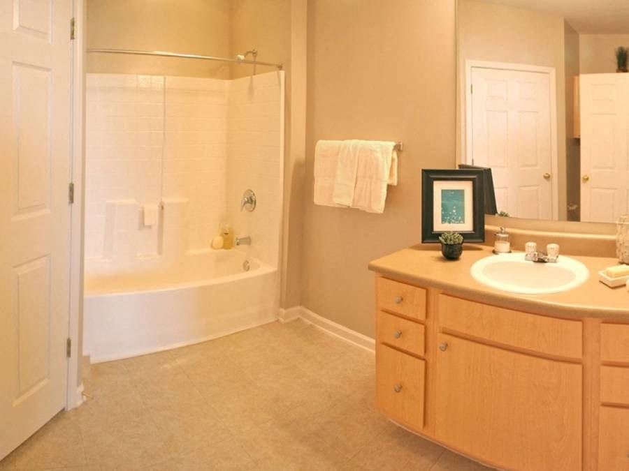 Bristol Village Apartments Unit Bathroom