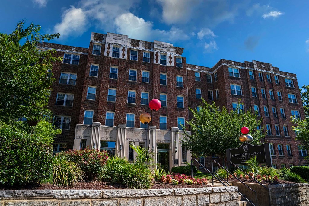 The Metropolitan Apartments Property  0921 01