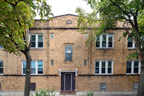 the building in which the apartment is located