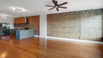 1400 Michigan Ave Studio-3 Beds Apartment, Loft for Rent - Photo Gallery 4