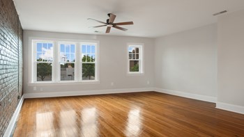 1400 Michigan Ave Studio-3 Beds Apartment, Loft for Rent - Photo Gallery 3