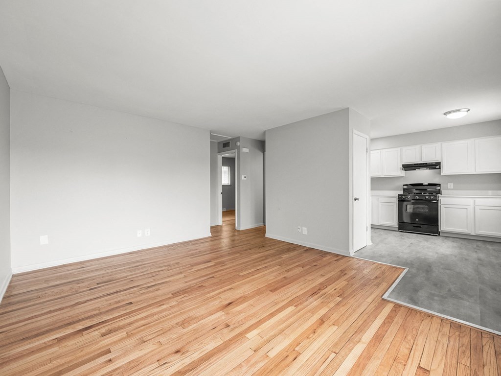 The Ranches Of Rosebrook Apartments, 204 S Harris Rd, Ypsilanti, MI