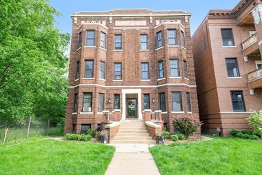 665 W. Willis 1 Bed Apartment for Rent - Photo Gallery 1