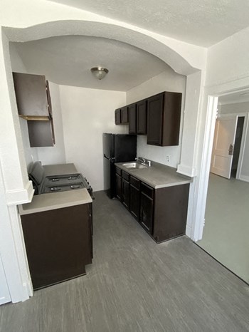 2683 Central Ave 2 Beds Apartment for Rent - Photo Gallery 3