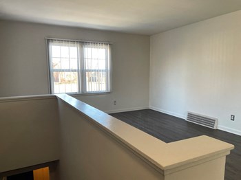 17435-17529 Manderson Rd Studio-2 Beds Apartment for Rent - Photo Gallery 4