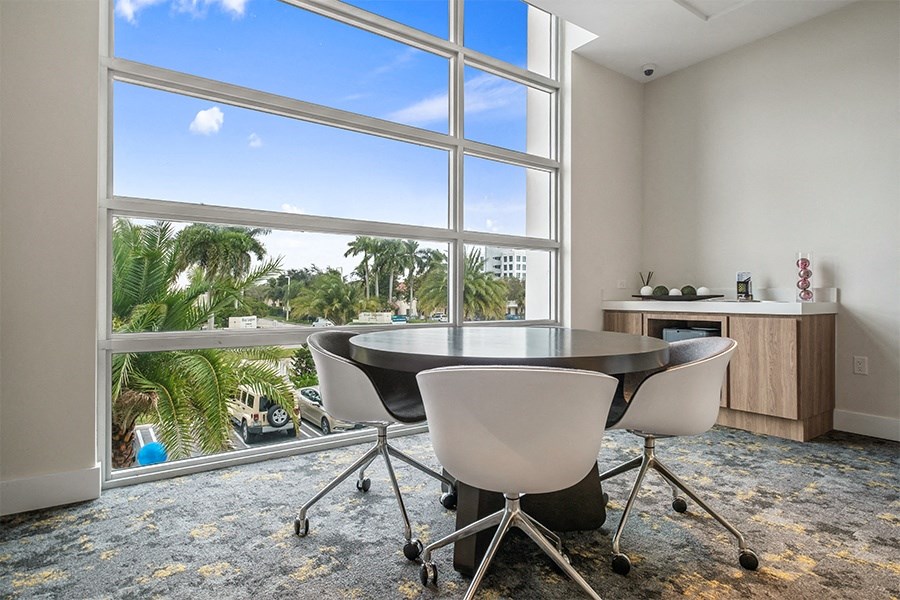 Business Center LaVida Apartments - apartments in Miami - business center