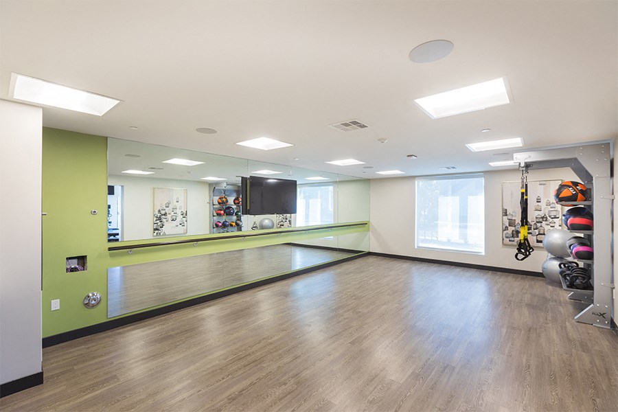 Joule La Floresta - Brea, CA - yoga studio and ballet barre