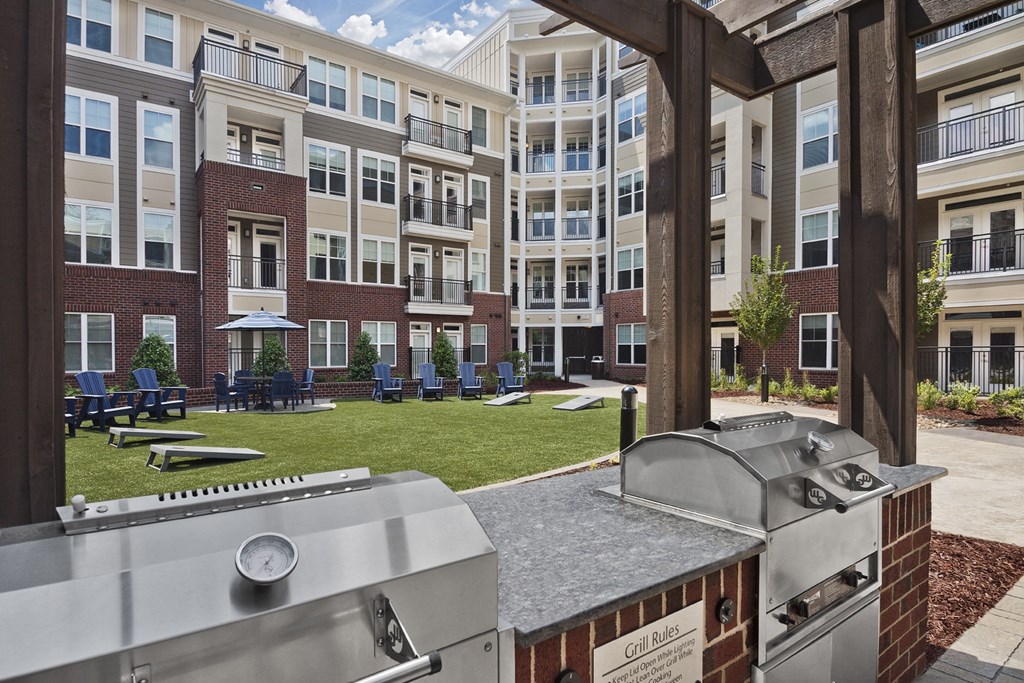 Marshall Park - Raleigh, NC - grills