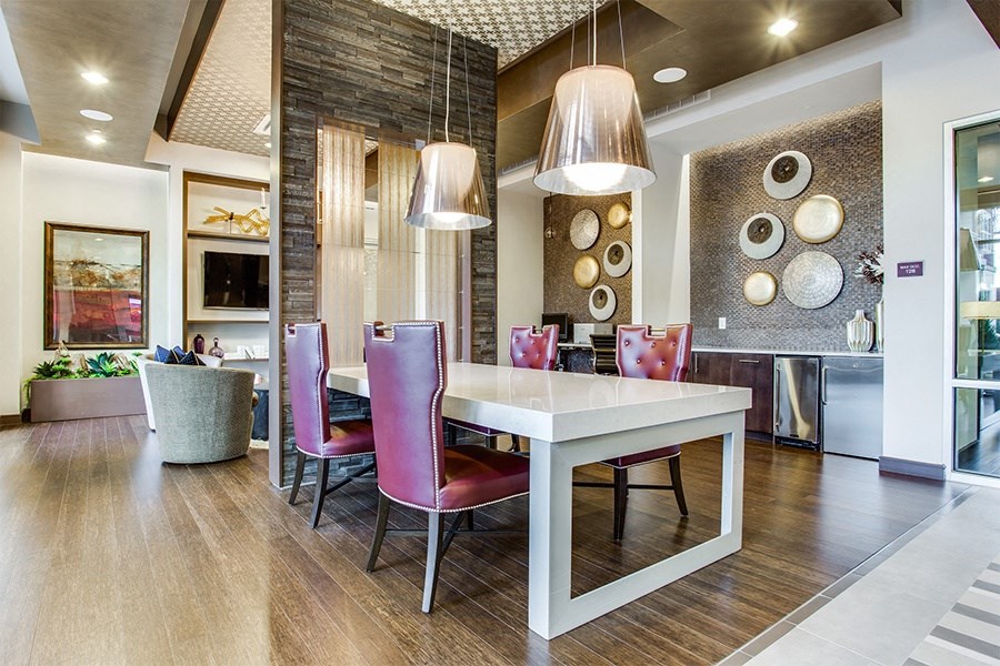 Uptown Dallas Apartments for Rent - Stella Apartments - Conference Center