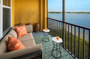Apartments near Dr. Phillips neighborhood | Orlando, FL | Lake Vue patio - Photo Gallery 11